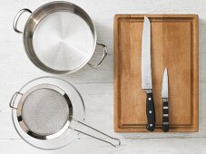 Kitchen utensils for making poultry salad rolls