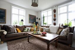 Living room in earthy shades decorated in Oriental style