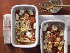 Baked sheep's cheese with tomatoes and peppers