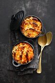 Small bread gratins with parsnips and alpine cheese