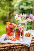 Pimms jelly with fruit and honeycomb for a picnic