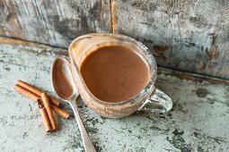 Hazelnut sauce with gingerbread spices