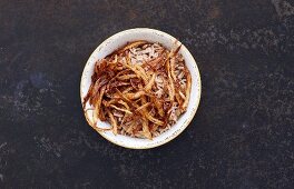 Moudardara (lentils with rice and caramelised onions, Lebanon)