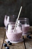 Blueberry and yoghurt smoothie with liquorice powder