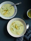 Persische Pistazien-Orangensuppe (Arabien)