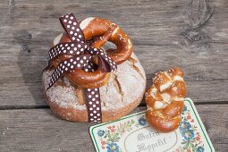 Brot und Laugengebäck für die Brotzeit