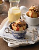 Baked apples with vanilla sauce