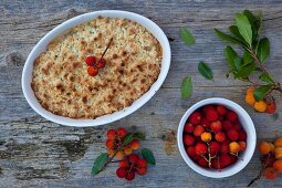 Pear and apple crumble with strawberry tree fruit