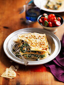 Filloteig-Lasagne mit Mangold, Ricotta und Steinpilzen