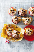 Caramel puppy cupcakes