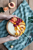 A simple, no-bake fruit cake with a vanilla cream filling