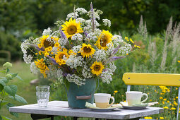 Lush summer bouquet of Helianthus annuus (sunflowers)