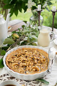 Pear pie with nuts