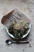 Mix-it-yourself medicinal teas for veins (buckwheat weeds, stinging nettles, hazelnut bark and peppermint)