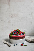 Raw berry mousse cake