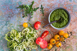 Vegetables for zucchini pasta with rocket pesto