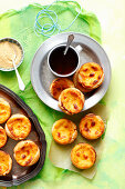 Pasteis de nata (Portuguese vanilla tartlets)