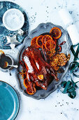 Glasierte Ente mit Soja, Orange und Sternanis zu Weihnachten