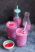 Blackberry and kefir coctail