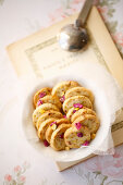 Cookies with pistachios and rose petals