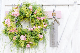 Wreath Of Roses, Lady's Mantle, Lavender And Grasses