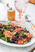 Legumes and vegetables salad with grapefruit