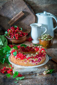 Redcurrant cake