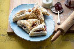 Puff paistry with strawberry jam