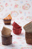Various paper and cardboard cake cases
