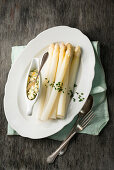 Cooked asparagus with remoulade