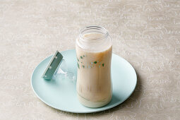 Thin milk porridge with pears for drinking (from 6 months)