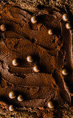 Brownie with chocolate beads (full image)