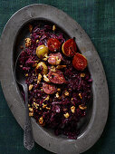 Braised red cabbage with pears