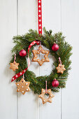 Christmas wreath with gingerbread stars