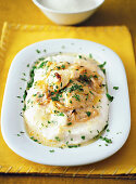 Polenta bianca alla vicentina (Weiße Polenta mit Stockfisch nach der Art von Vicenza, Italien)