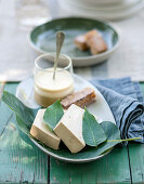 Café Latte Terrine mit French Toast Sticks und Walnusscreme