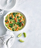 Light Thai green vegetable curry with rolled oats