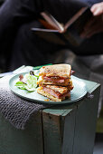 Toasties mit Brie, Schinken und Feigenmarmelade