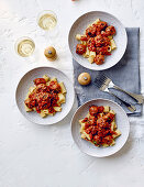 Rigatoni mit Fleischbällchen