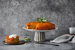 Upside Down Cake mit Mango