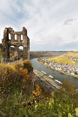 Blick auf die Grevenburg und auf Traben-Trarbach, Rheinland-Pfalz, Deutschland
