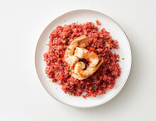 Beetroot risotto with prawns