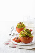 Tomaten mit aromatischer Tagliolinifüllung