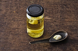 Homemade garlic oil
