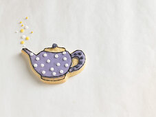 A teapot biscuit