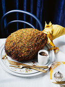 Glazed roast ham with a crust of parsley crumbs for Christmas