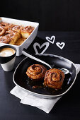 Sticky Cinnamon Buns zum Frühstück