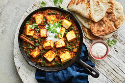 One-pot paneer chicken with spinach and tofu