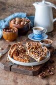 Caramel nut tart