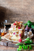 Fig and raspberry cake